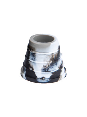 светло-серый, белый, черный